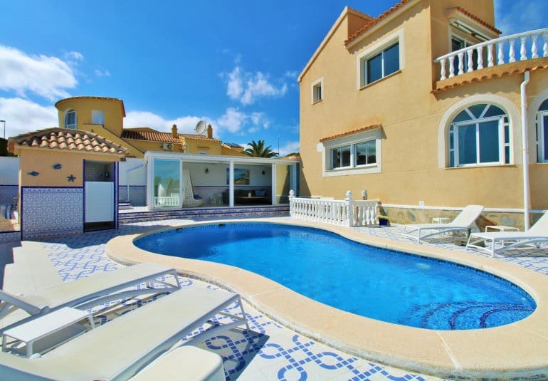 3 soverom Villa til salgs i Villamartin med svømmebasseng - € 499 000 (Ref: 10026588)
