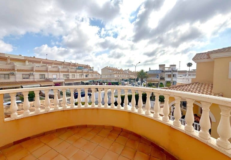 3 sypialnia Willa na sprzedaż w Villamartin z basenem - 339 000 € (Ref: 10026592)