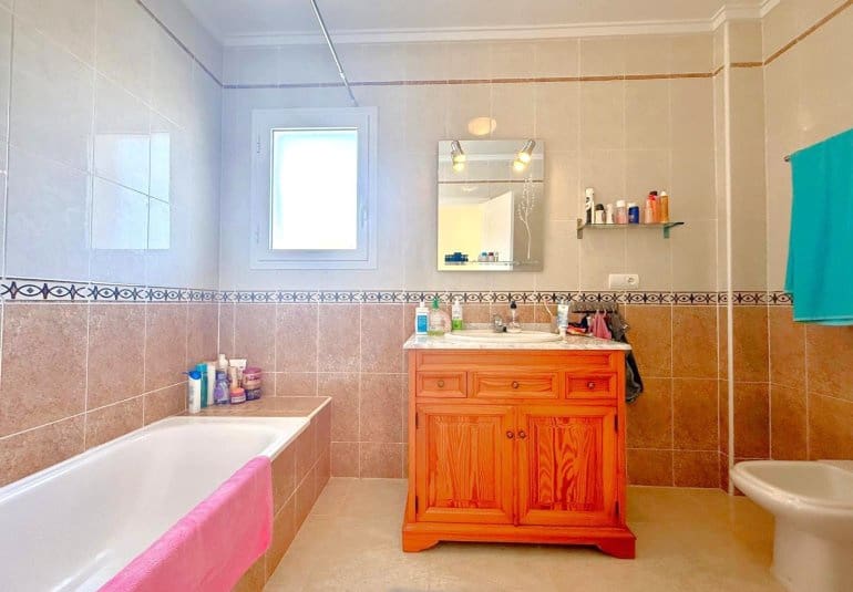 3 sypialnia Willa na sprzedaż w Villamartin z basenem - 339 000 € (Ref: 10026592)