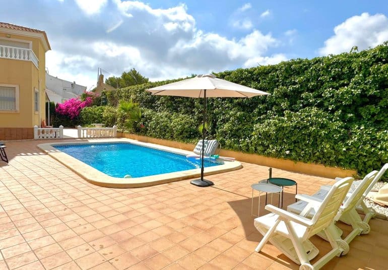3 sypialnia Willa na sprzedaż w Villamartin z basenem - 339 000 € (Ref: 10026592)