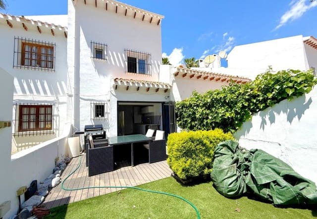 3 soveværelse Byhus til salg i Villamartin, Orihuela med swimmingpool - € 265.000 (Ref: 10026593)