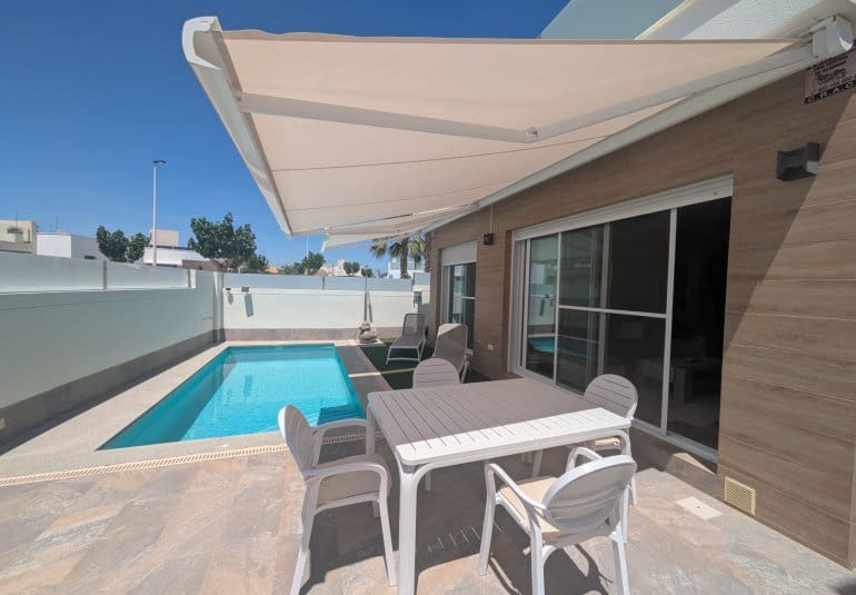 3 bedroom Villa for sale in San Pedro del Pinatar - € 410,000 (Ref: 10034563)