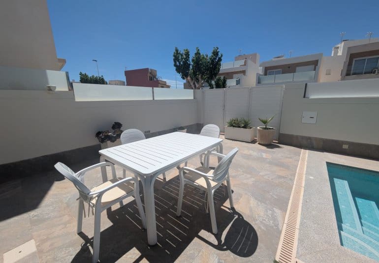 3 bedroom Villa for sale in San Pedro del Pinatar - € 410,000 (Ref: 10034563)
