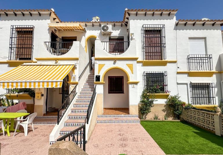 1 soverom Bungalow til salgs i San Miguel de Salinas med svømmebasseng - € 105 000 (Ref: 10034565)