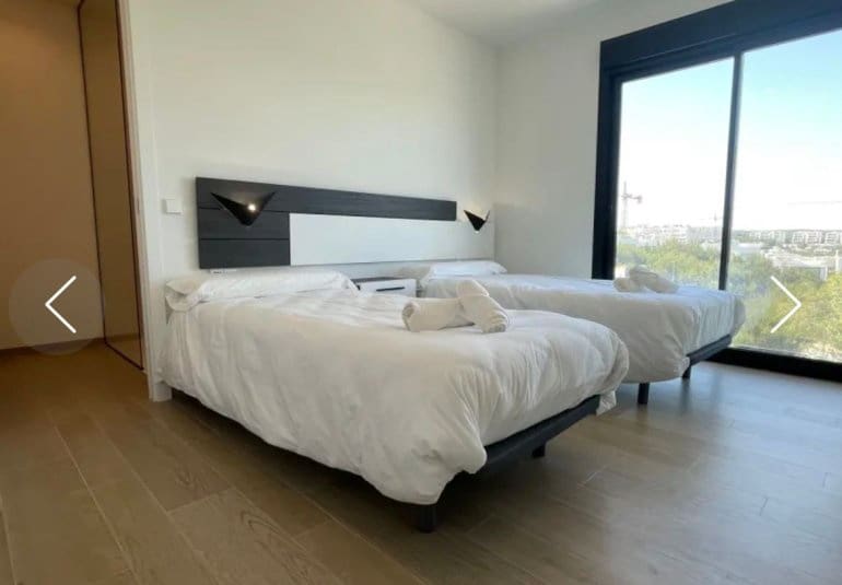 Apartamento de 2 habitaciones en Las Colinas Golf en venta con piscina - 475.000 € (Ref: 10034566)