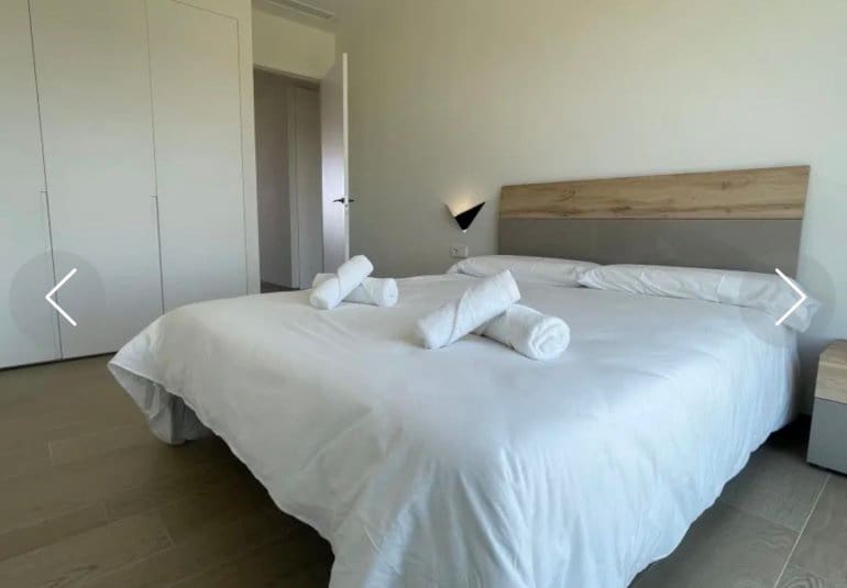 Apartamento de 2 habitaciones en Las Colinas Golf en venta con piscina - 475.000 € (Ref: 10034566)