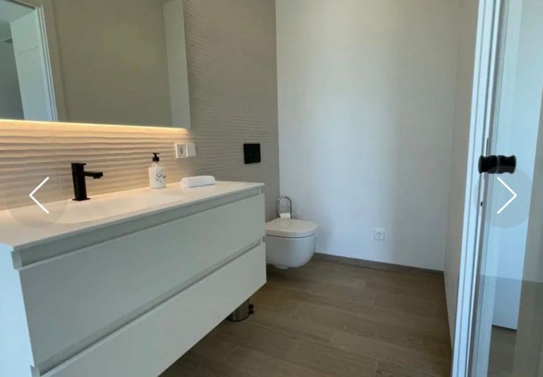 Apartamento de 2 habitaciones en Las Colinas Golf en venta con piscina - 475.000 € (Ref: 10034566)