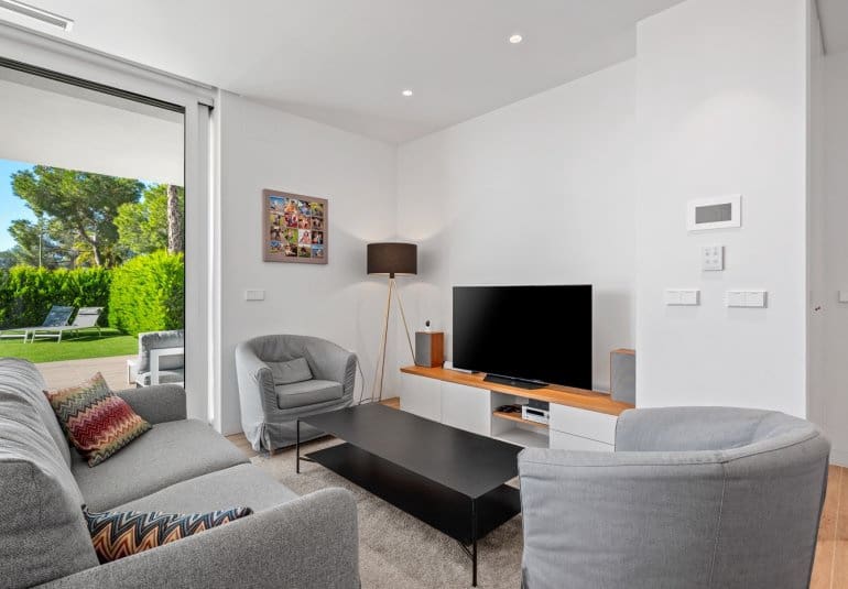 Apartamento de 2 habitaciones en Las Colinas Golf en venta con piscina - 460.000 € (Ref: 10034571)
