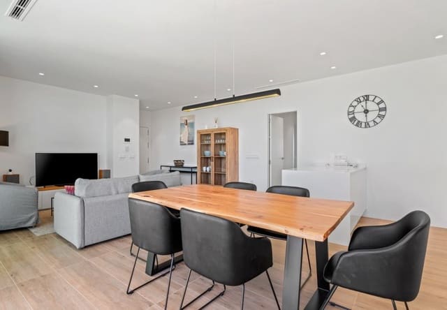 Apartamento de 2 habitaciones en Las Colinas Golf, Orihuela en venta con piscina - 460.000 € (Ref: 10034571)