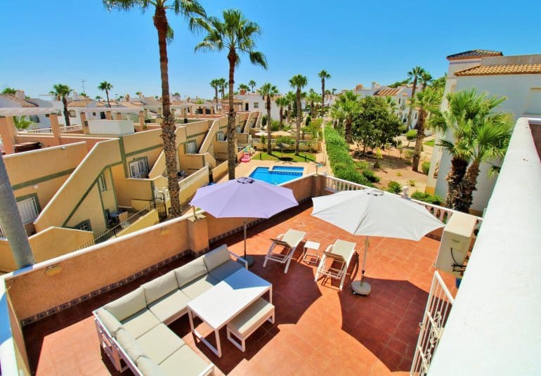 2 soveværelse Lejlighed til salg i Villamartin med swimmingpool - € 189.900 (Ref: 10034573)