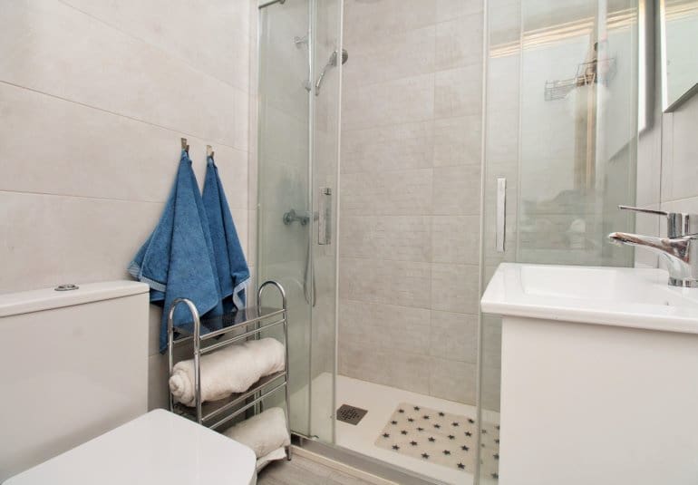 2 soveværelse Lejlighed til salg i Villamartin med swimmingpool - € 189.900 (Ref: 10034573)