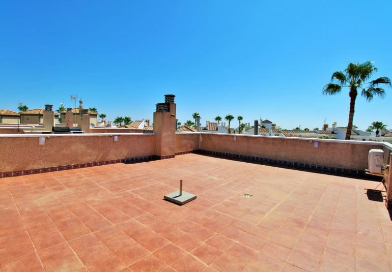 2 soveværelse Lejlighed til salg i Villamartin med swimmingpool - € 189.900 (Ref: 10034573)