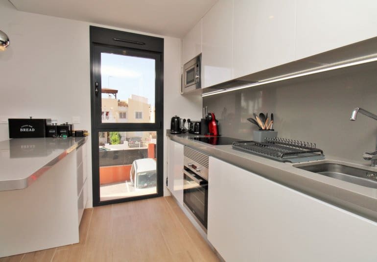 2 soverom Leilighet til salgs i Villamartin med svømmebasseng - € 254 950 (Ref: 10034577)