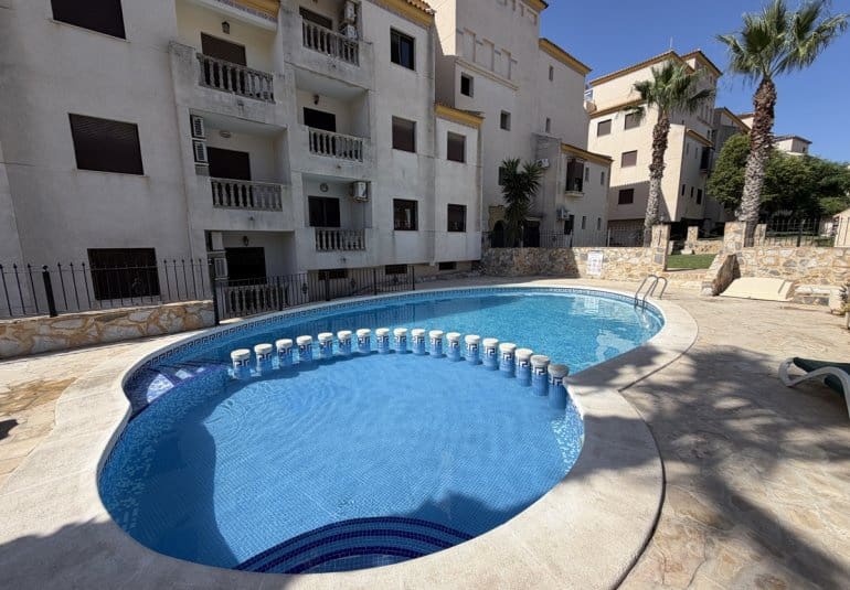 2 chambre Appartement à vendre à Las Ramblas Golf avec piscine - 199 000 € (Ref: 10046754)