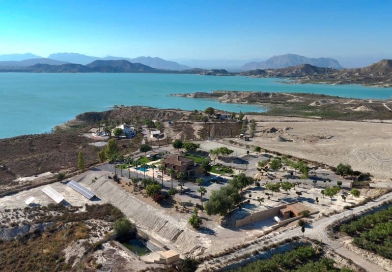 6 bedroom Villa for sale in Torremendo with pool - € 2,250,000 (Ref: 10057821)