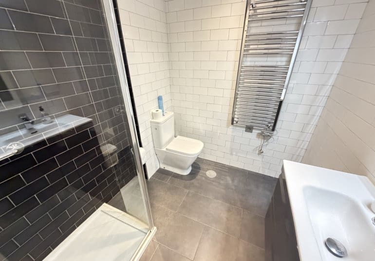 Apartamento de 2 habitaciones en Villamartin en venta con piscina - 139.995 € (Ref: 10057822)