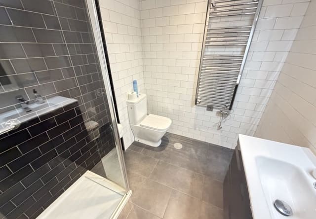 Apartamento de 2 habitaciones en Villamartin, Orihuela en venta con piscina - 139.995 € (Ref: 10057822)