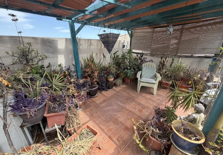 Apartamento de 2 habitaciones en Villamartin en venta con piscina - 139.995 € (Ref: 10057822)