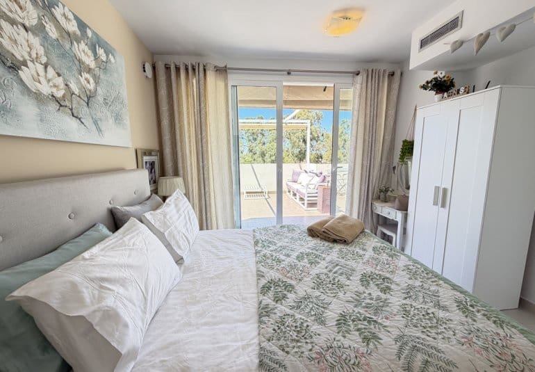 4 soveværelse Villa til salg i Pilar de la Horadada med swimmingpool - € 629.900 (Ref: 10057823)