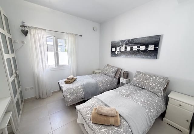 4 camera da letto Villa in vendita in Mil Palmeras, Pilar de la Horadada con piscina - 629.900 € (Rif: 10057823)