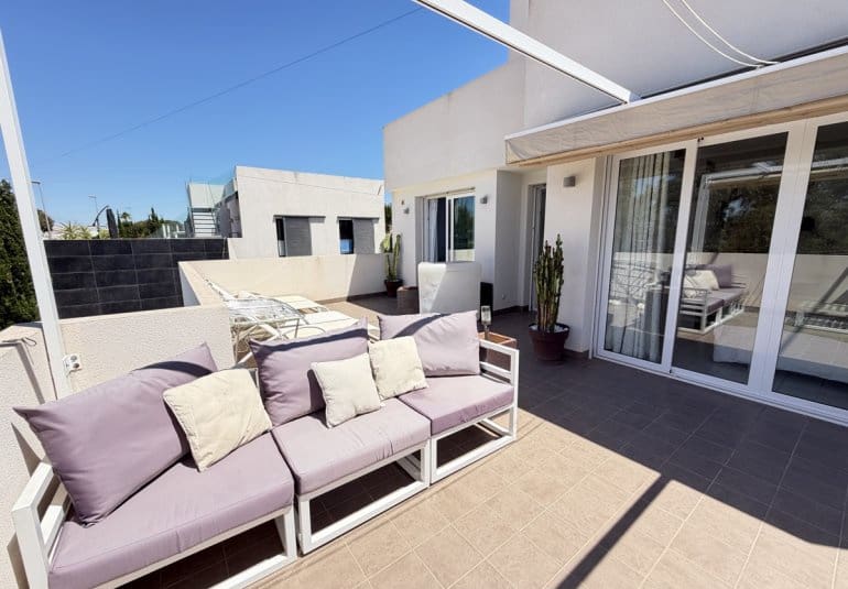 4 soveværelse Villa til salg i Pilar de la Horadada med swimmingpool - € 629.900 (Ref: 10057823)