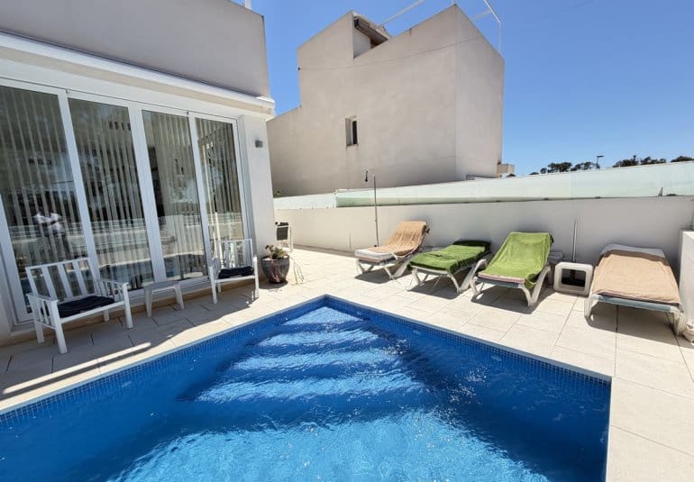 4 soveværelse Villa til salg i Pilar de la Horadada med swimmingpool - € 629.900 (Ref: 10057823)