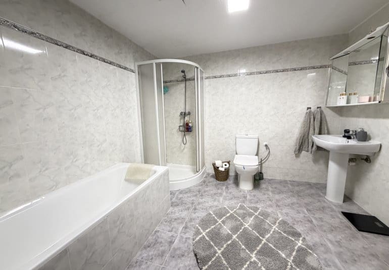 3 soverom Bungalow til salgs i San Luis med svømmebasseng - € 399 900 (Ref: 10057824)