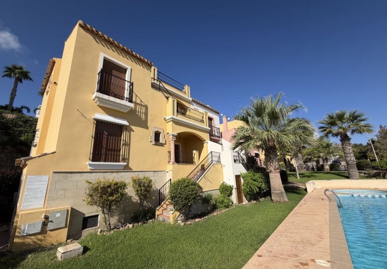 2 soveværelse Lejlighed til salg i Las Ramblas Golf med swimmingpool - € 210.000 (Ref: 10071706)