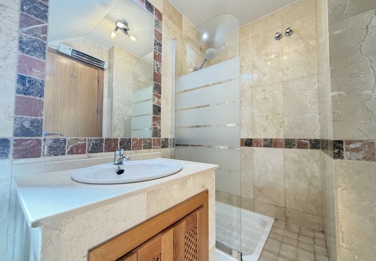 2 soveværelse Lejlighed til salg i Las Ramblas Golf med swimmingpool - € 210.000 (Ref: 10071706)