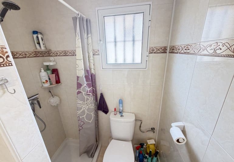 3 camera da letto Villetta Bifamiliare in vendita in Villamartin con piscina - 225.000 € (Rif: 10071707)