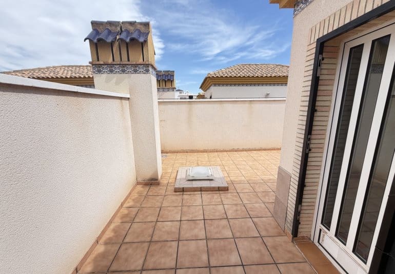 3 camera da letto Villetta Bifamiliare in vendita in Villamartin con piscina - 225.000 € (Rif: 10071707)