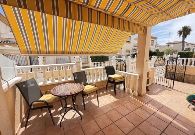 3 camera da letto Villetta Bifamiliare in vendita in Villamartin, Orihuela con piscina - 225.000 € (Rif: 10071707)
