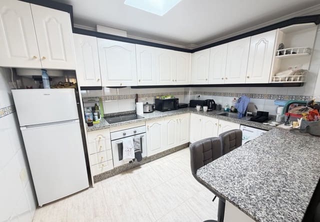 3 camera da letto Villetta Bifamiliare in vendita in Villamartin, Orihuela con piscina - 225.000 € (Rif: 10071707)
