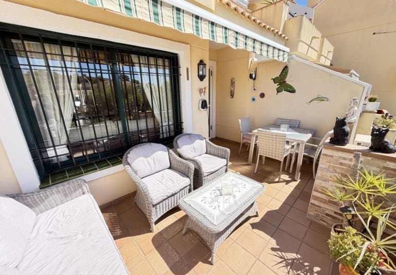 2 soveværelse Byhus til salg i Campoamor med swimmingpool - € 239.995 (Ref: 10089832)