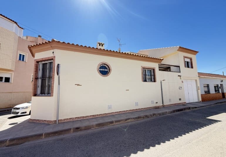 4 soverom Hus til salgs i Pilar de la Horadada - € 250 000 (Ref: 10089833)