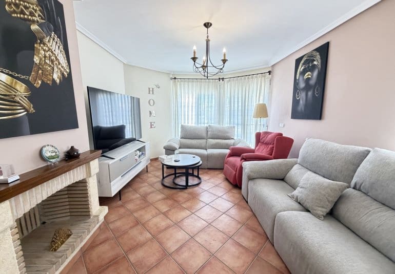 4 soverom Hus til salgs i Pilar de la Horadada - € 250 000 (Ref: 10089833)