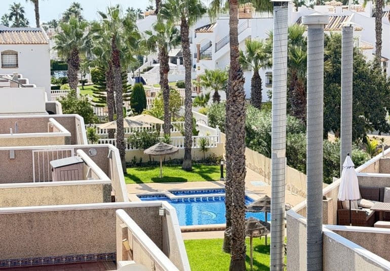 5 sovrum Villa till salu i Villamartin med pool - 475 000 € (Ref: 10089834)