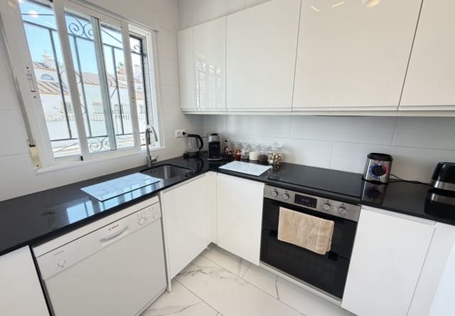 5 camera da letto Villa in vendita in Villamartin, Orihuela con piscina - 475.000 € (Rif: 10089834)