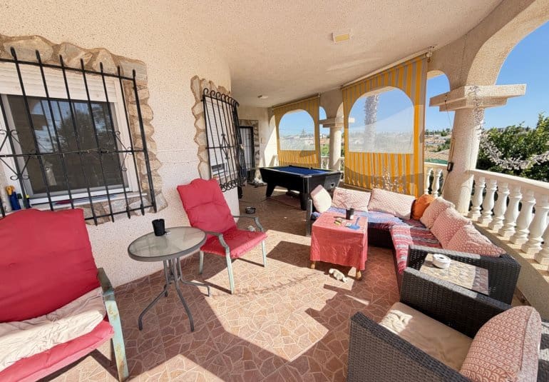 6 slaapkamer Villa te koop in Gea y Truyols met zwembad - € 369.995 (Ref: 10091032)