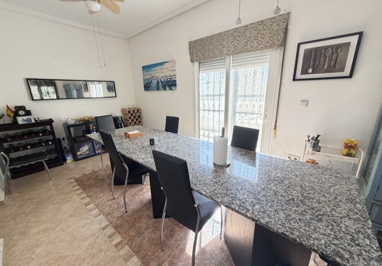 6 slaapkamer Villa te koop in Gea y Truyols met zwembad - € 369.995 (Ref: 10091032)