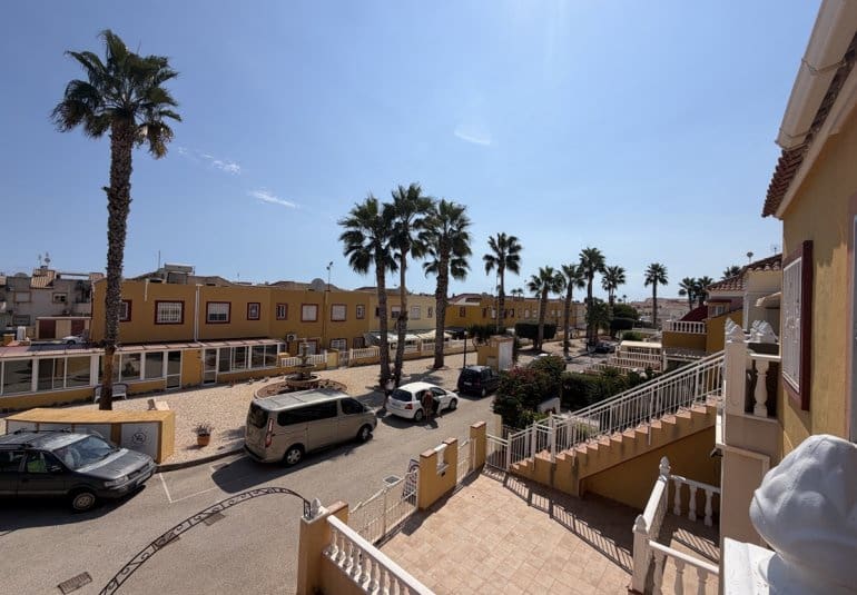 3 makuuhuone Huoneisto myytävänä paikassa Cabo Roig mukana uima-altaan - 199 995 € (Ref: 10091033)