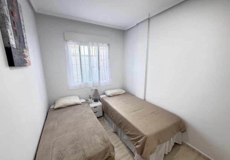 2 soverom Leilighet til salgs i Los Dolses med svømmebasseng - € 219 000 (Ref: 10101377)