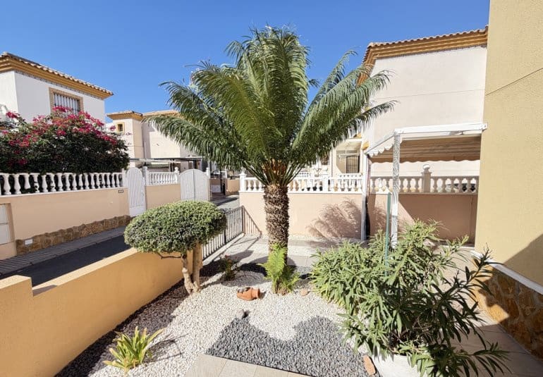 2 soverom Leilighet til salgs i Los Dolses med svømmebasseng - € 219 000 (Ref: 10101377)
