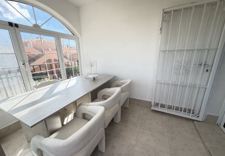 2 soveværelse Lejlighed til salg i Orihuela Costa med swimmingpool - € 205.000 (Ref: 10123349)