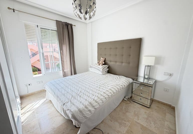 2 soveværelse Lejlighed til salg i Orihuela Costa med swimmingpool - € 205.000 (Ref: 10123349)
