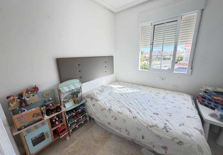 2 soveværelse Lejlighed til salg i Orihuela Costa med swimmingpool - € 205.000 (Ref: 10123349)