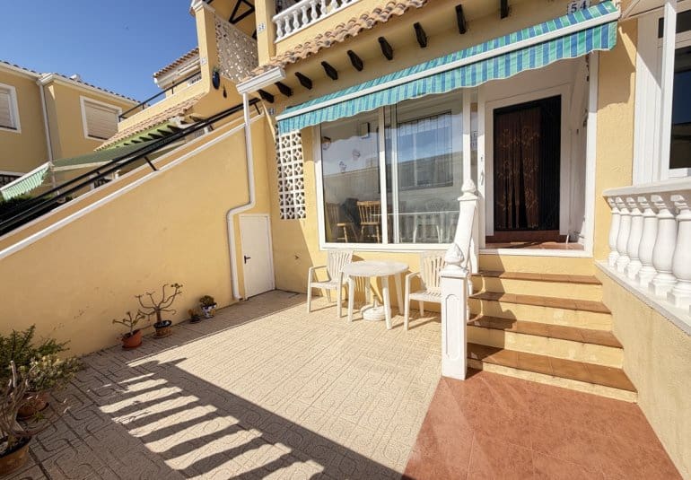 2 soverom Leilighet til salgs i Villamartin med svømmebasseng - € 159 995 (Ref: 10123350)