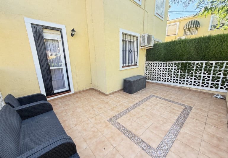 2 soverom Leilighet til salgs i Villamartin med svømmebasseng - € 159 995 (Ref: 10123350)