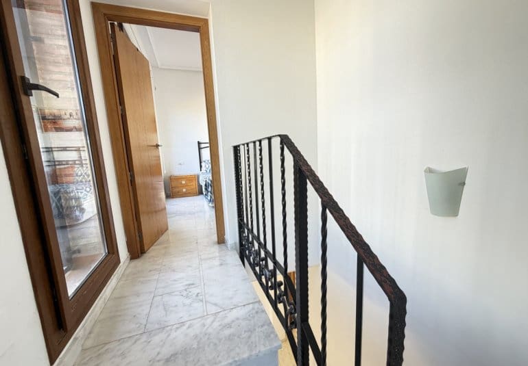 4 bedroom Villa for sale in Algorfa with pool - € 449,955 (Ref: 10141680)