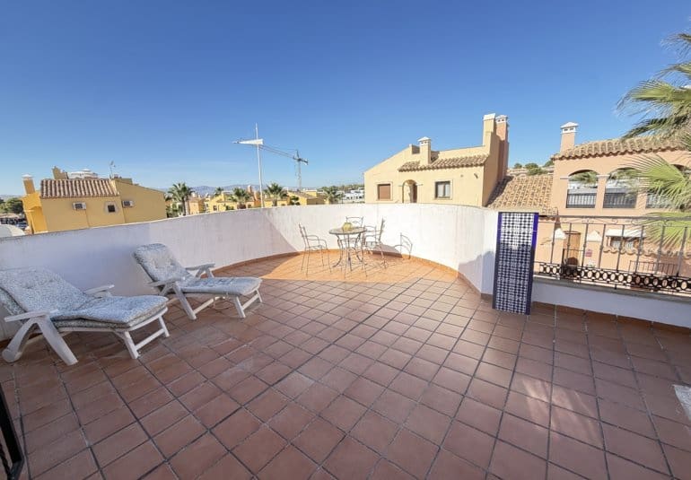4 bedroom Villa for sale in Algorfa with pool - € 449,955 (Ref: 10141680)